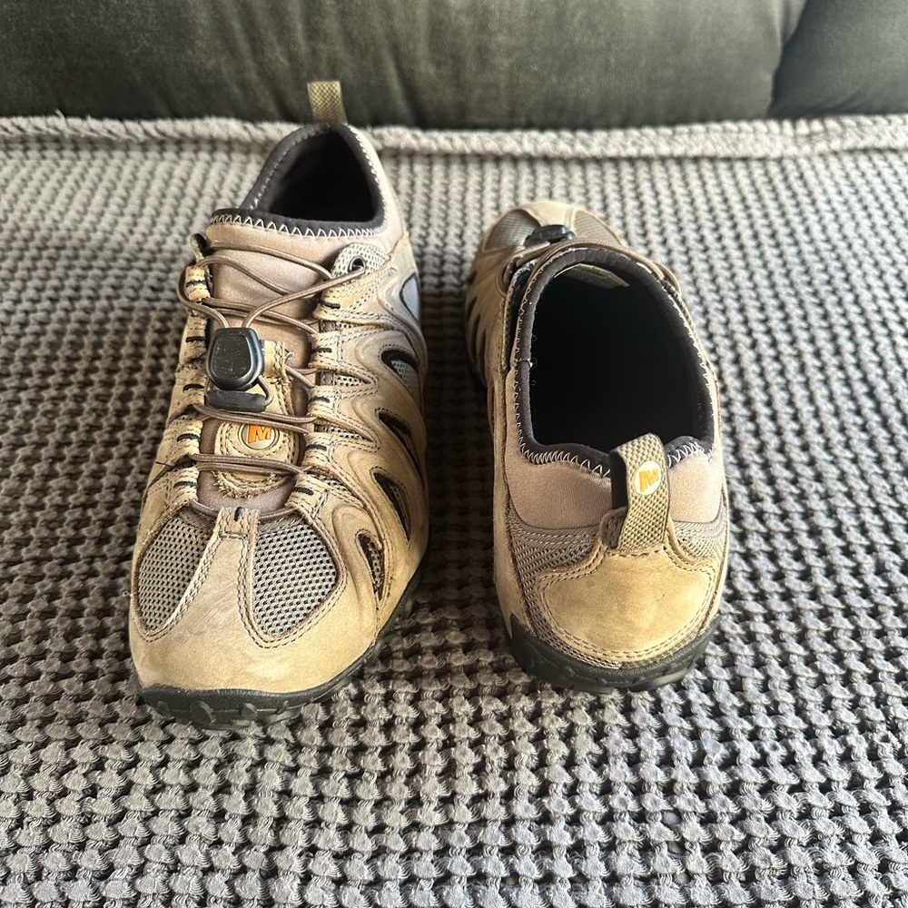 Merrell Shoes - Picture 4 of 7